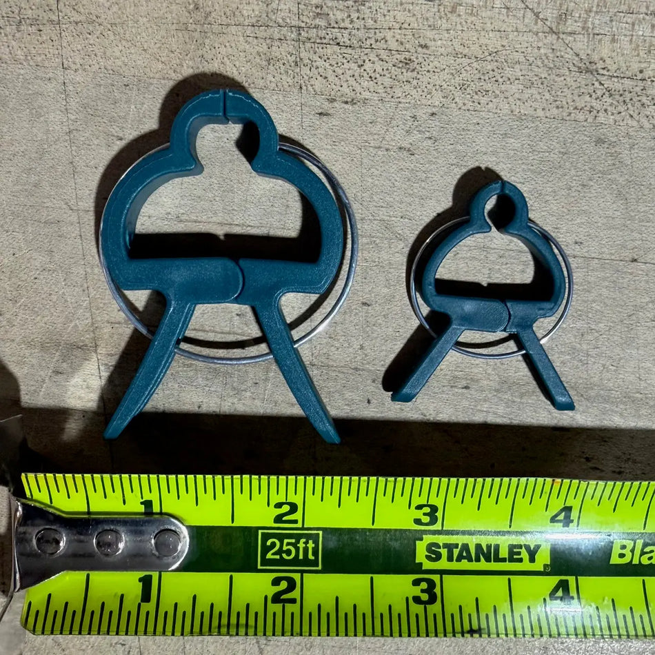 Tomato Plant Vine Support Clip Clamp 1.75", Small