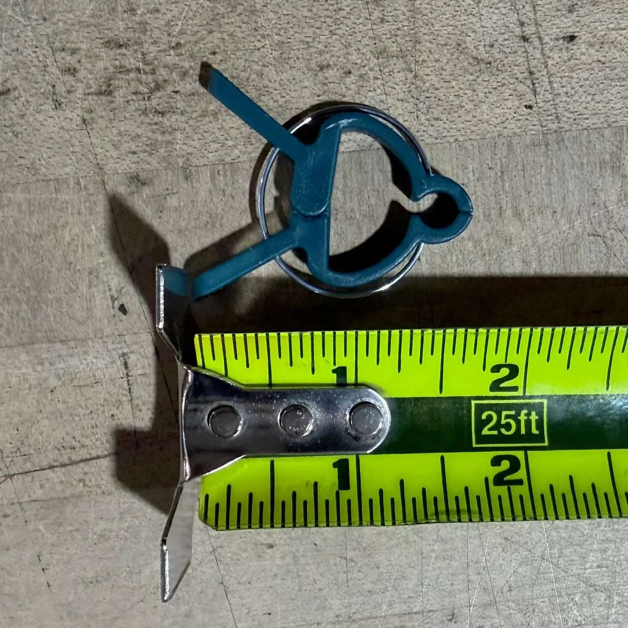 Tomato Plant Vine Support Clip Clamp 1.75", Small